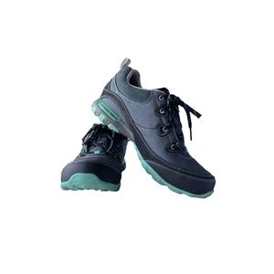 Ahnu Womens Sugarpine Hiking Boots size 8.5